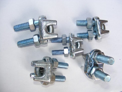 雙向拉繩開關(guān)安裝配件：安裝支架，覆塑鋼絲繩，繩扣，繩環(huán) 全套配件供應(yīng)